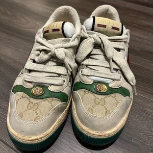 Gucci sneaker size 36